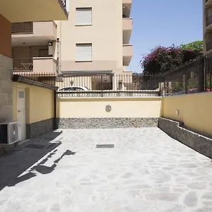 https://bnb-tre-fontane.taorminaitalyhotels.com